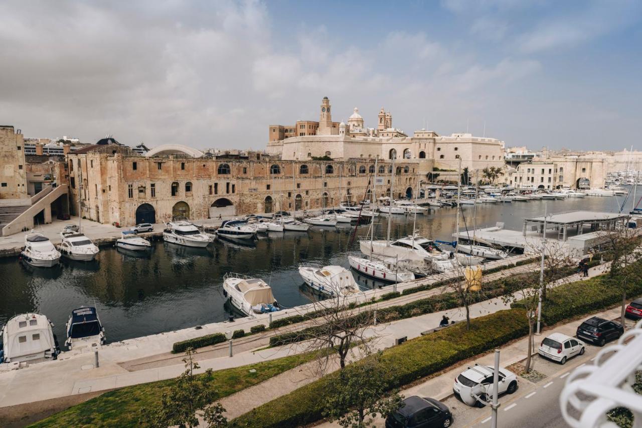 Dock 1 Boutique Hotel Cospicua ภายนอก รูปภาพ